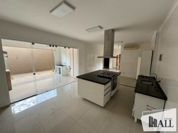 Casa com 3 Quartos à Venda, 210 m² em Parque Residencial J. Macedo - São José Do Rio Preto