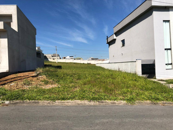 Terreno em Condomínio à Venda, 375 m² em Vale Dos Cristais - Taubaté