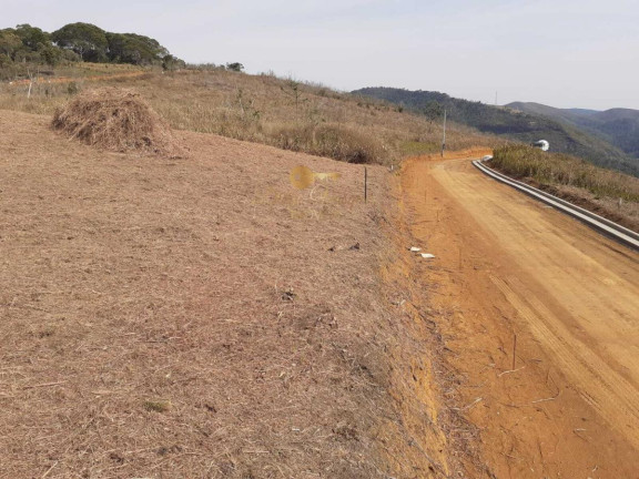 Imagem Terreno à Venda, 707 m² em Pessegueiros - Teresópolis Imagem Terreno à Venda, 707 m² em Pessegueiros - Teresópolis