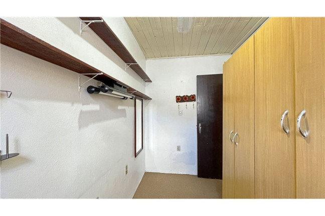 Imagem Casa com 3 Quartos à Venda, em Cristal - Porto Alegre Imagem Casa com 3 Quartos à Venda, em Cristal - Porto Alegre