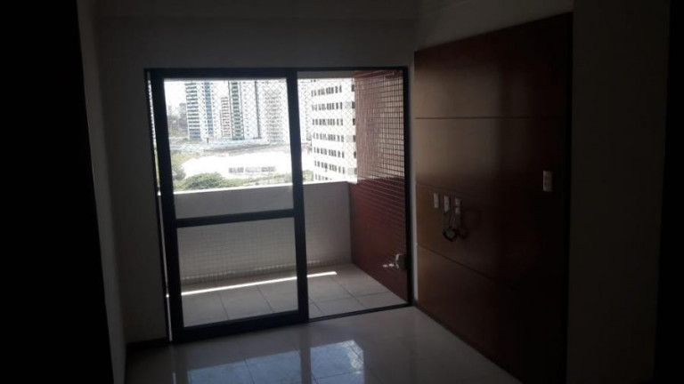 Imagem Apartamento com 3 Quartos à Venda, 79 m² em Stiep - Salvador