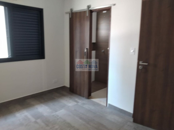 Imagem Casa com 2 Quartos à Venda, 88 m² Imagem Casa com 2 Quartos à Venda, 88 m²