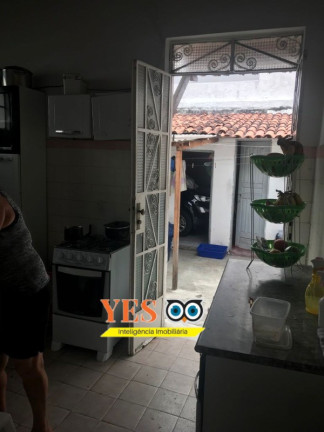 Imagem Casa com 3 Quartos à Venda, 300 m² em Centro - Feira De Santana Imagem Casa com 3 Quartos à Venda, 300 m² em Centro - Feira De Santana