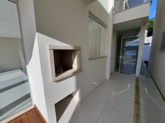 Imagem Casa de Condomínio com 4 Quartos à Venda, 250 m² em Bombinhas - Bombinhas Imagem Casa de Condomínio com 4 Quartos à Venda, 250 m² em Bombinhas - Bombinhas