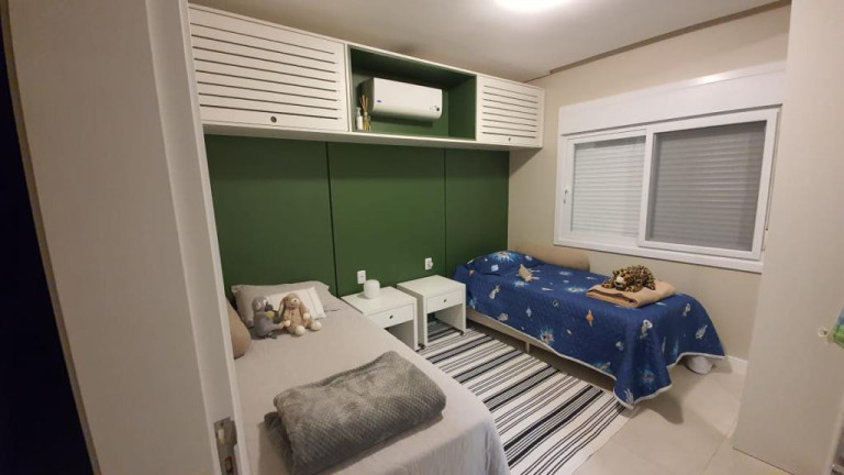 Imagem Casa com 3 Quartos à Venda, 228 m² em Atlântida Sul - Osorio