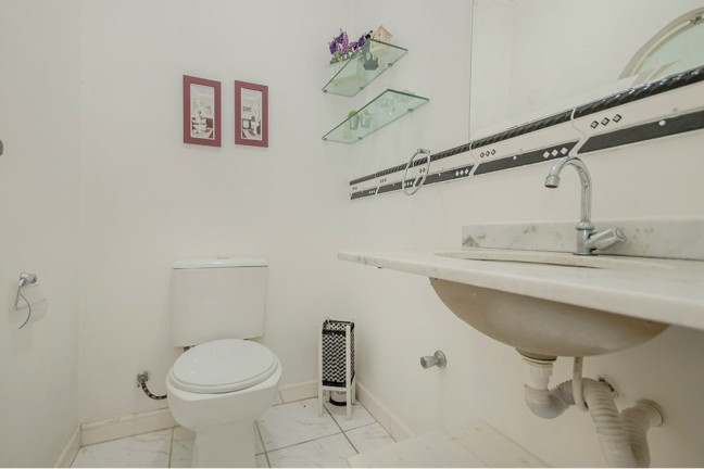 Imagem Casa com 3 Quartos à Venda, 300 m² em Jardim Sabará - Porto Alegre