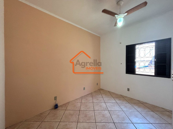 Imagem Casa com 3 Quartos à Venda, 211 m² em Jardim Nazareth - Mogi Mirim Imagem Casa com 3 Quartos à Venda, 211 m² em Jardim Nazareth - Mogi Mirim