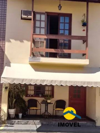 Imagem Casa com 2 Quartos à Venda, 76 m² em Piratininga - Niterói Imagem Casa com 2 Quartos à Venda, 76 m² em Piratininga - Niterói