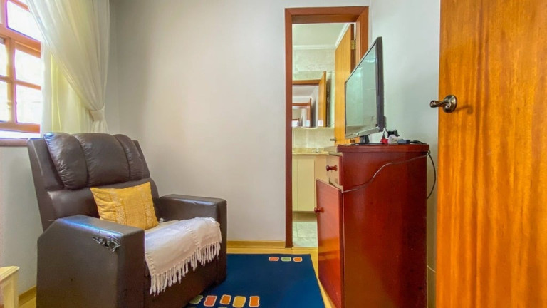 Imagem Casa com 5 Quartos à Venda, em Cambuci - São Paulo Imagem Casa com 5 Quartos à Venda, em Cambuci - São Paulo