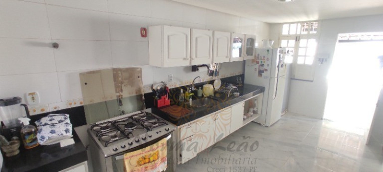 Imagem Casa com 5 Quartos à Venda, 340 m² em Farolândia - Aracaju