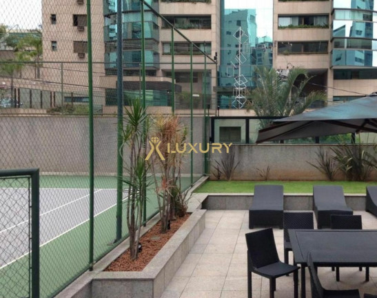 Imagem Imóvel com 4 Quartos à Venda, 236 m² em Belvedere - Belo Horizonte