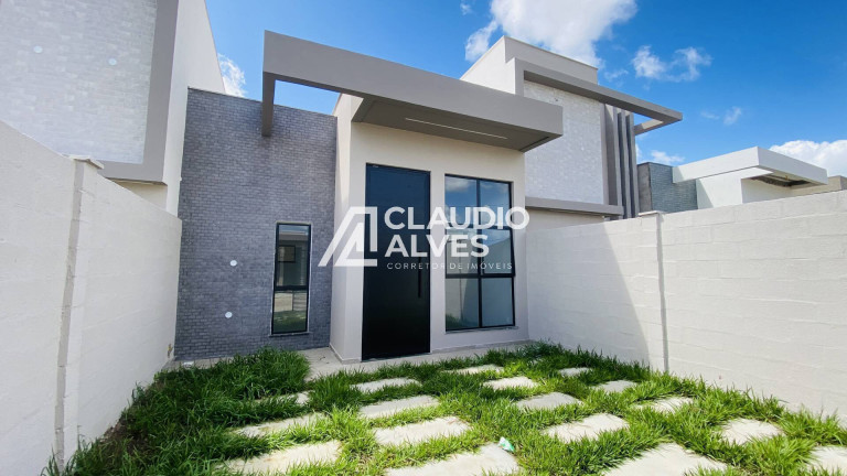 Casa com 3 Quartos à Venda, 78 m² em Parque Ipê - Feira De Santana