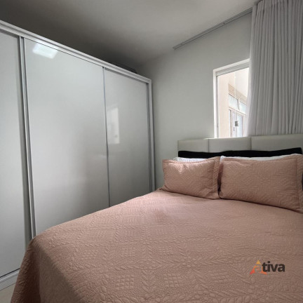 Imagem Apartamento com 3 Quartos à Venda, 78 m²