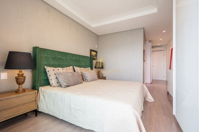 Imagem Apartamento com 3 Quartos à Venda, 179 m² em Centro - Balneário Camboriú Imagem Apartamento com 3 Quartos à Venda, 179 m² em Centro - Balneário Camboriú