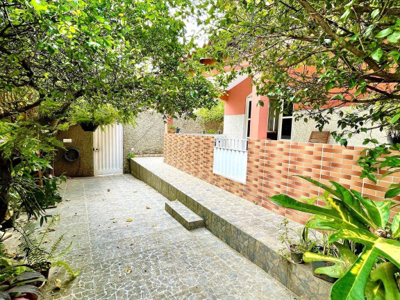 Imagem Casa com 3 Quartos à Venda, 200 m² em Luiz Iglésias - Colatina