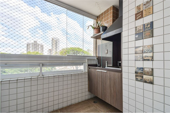 Imagem Imóvel com 3 Quartos à Venda,  em Vila Gumercindo - São Paulo