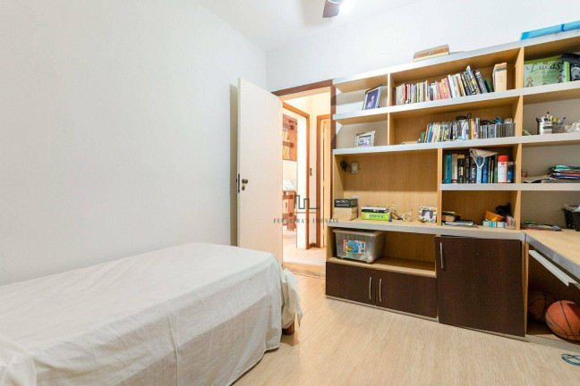 Imagem Casa com 3 Quartos à Venda, 300 m² em Itaipu - Niterói Imagem Casa com 3 Quartos à Venda, 300 m² em Itaipu - Niterói