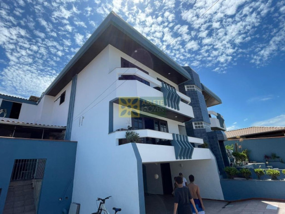 Imagem Casa com 9 Quartos à Venda, 380 m² em Centro - Porto Belo Imagem Casa com 9 Quartos à Venda, 380 m² em Centro - Porto Belo