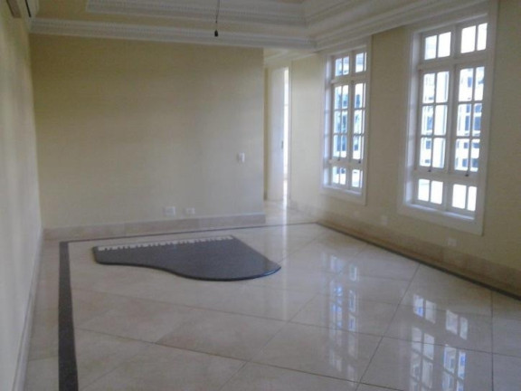 Imagem Casa com 8 Quartos à Venda,  em Tambore 03 - Alphaville