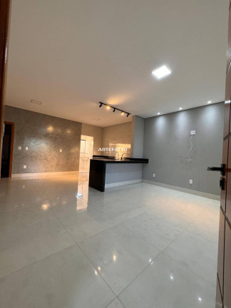 Imagem Apartamento com 2 Quartos à Venda, 90 m²