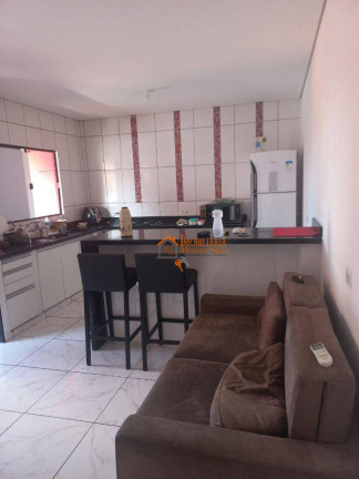 Imagem Sobrado com 9 Quartos à Venda, 317 m² em Parque Mikail - Guarulhos