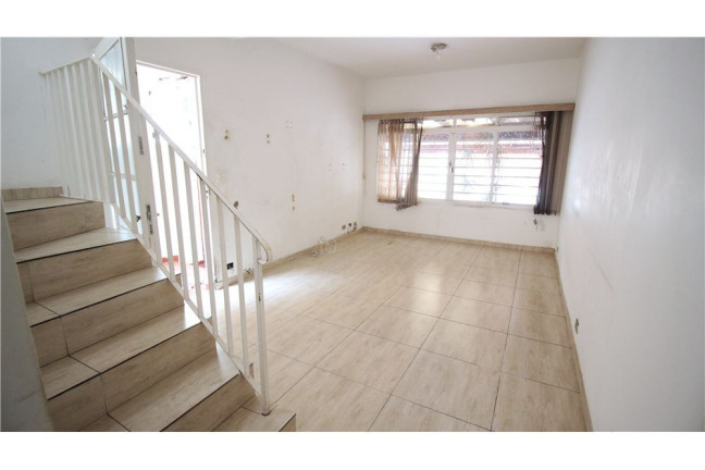 Imagem Casa com 2 Quartos à Venda, em Butantã - São Paulo Imagem Casa com 2 Quartos à Venda, em Butantã - São Paulo