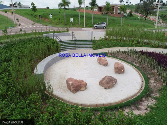 Imagem Terreno à Venda, 800 m² em Medeiros - Jundiaí Imagem Terreno à Venda, 800 m² em Medeiros - Jundiaí