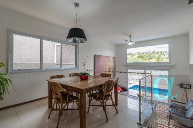 Imagem Casa com 4 Quartos à Venda, 300 m² em Alphaville - Santana De Parnaíba Imagem Casa com 4 Quartos à Venda, 300 m² em Alphaville - Santana De Parnaíba