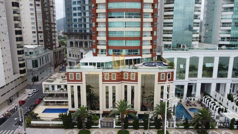 Imagem Apartamento com 4 Quartos à Venda, 900 m² em Centro - Balneário Camboriú