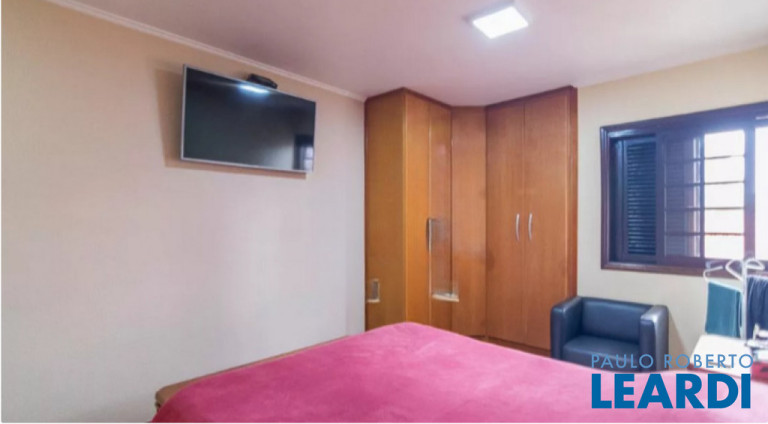 Imagem Sobrado com 3 Quartos à Venda, 202 m² em Vila Floresta - Santo André Imagem Sobrado com 3 Quartos à Venda, 202 m² em Vila Floresta - Santo André