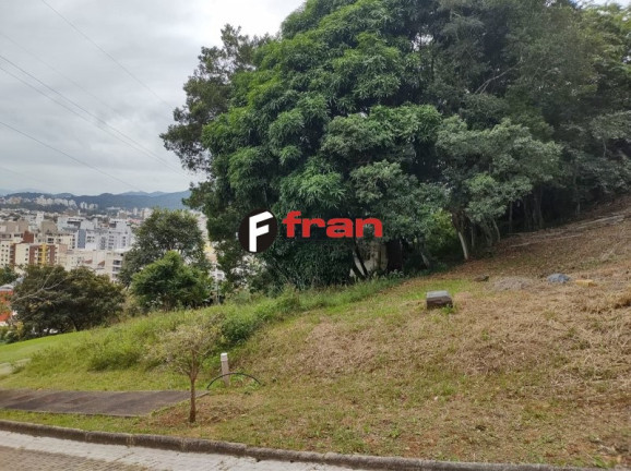 Imagem Imóvel à Venda, 530 m² em Córrego Grande - Florianópolis Imagem Imóvel à Venda, 530 m² em Córrego Grande - Florianópolis