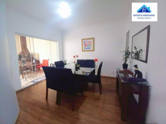 Imagem Casa com 3 Quartos à Venda, 140 m² em Centro - Campinas