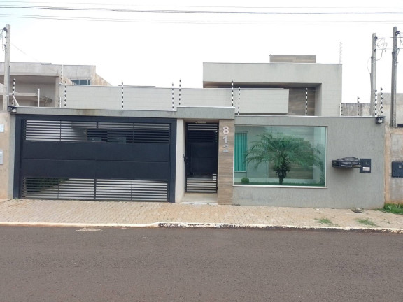 Imagem Casa com 3 Quartos à Venda, 252 m² em Jardim Paraná - Arapongas Imagem Casa com 3 Quartos à Venda, 252 m² em Jardim Paraná - Arapongas
