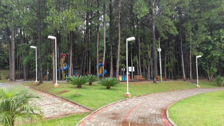 Imagem Casa com 4 Quartos à Venda, 495 m² em Condomínio Flamboyant - Atibaia Imagem Casa com 4 Quartos à Venda, 495 m² em Condomínio Flamboyant - Atibaia