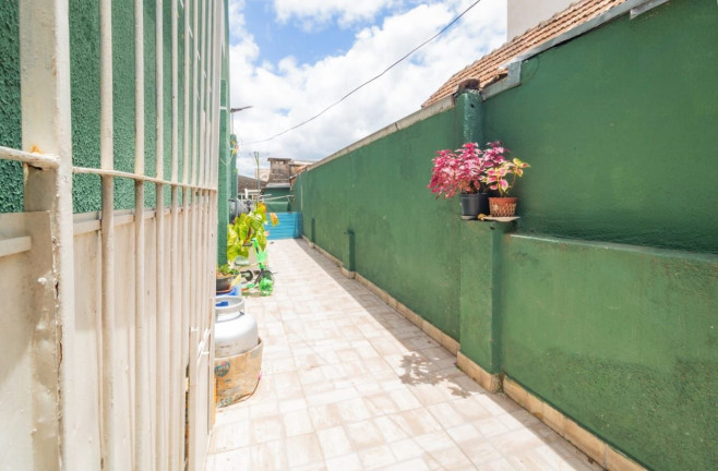 Imagem Casa com 4 Quartos à Venda, 120 m² em Cidade Industrial - Curitiba