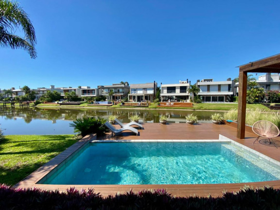 Imagem Casa com 5 Quartos à Venda, 375 m² em Condominio Malibu Beach Residence - Xangri-lá Imagem Casa com 5 Quartos à Venda, 375 m² em Condominio Malibu Beach Residence - Xangri-lá