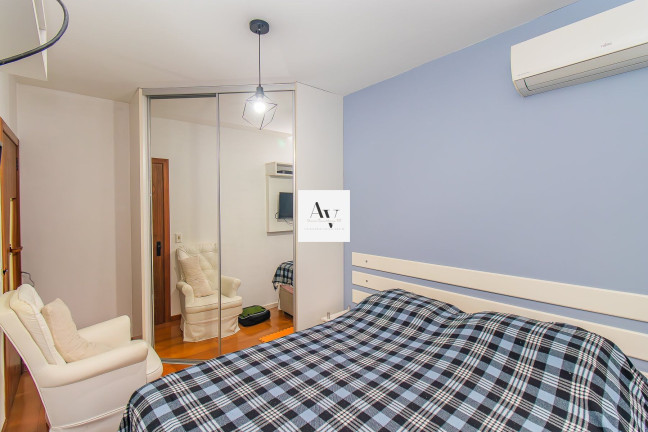 Imagem Apartamento com 2 Quartos à Venda, 60 m² em Bela Vista - Porto Alegre
