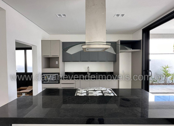 Imagem Casa com 4 Quartos à Venda, 261 m² em Jardim Maison Du Parc - Indaiatuba Imagem Casa com 4 Quartos à Venda, 261 m² em Jardim Maison Du Parc - Indaiatuba