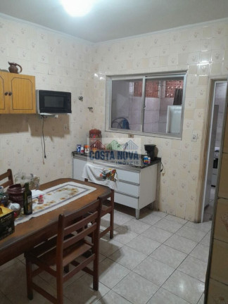 Imagem Casa com 2 Quartos à Venda, 88 m²