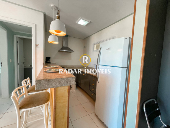 Imagem Apartamento com 2 Quartos à Venda, 55 m² em Algodoal - Cabo Frio