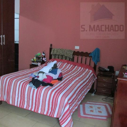 Imagem Casa com 3 Quartos à Venda, 332 m² em Vila Curuça - Santo André