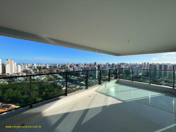 Imóvel com 4 Quartos à Venda, 212 m² em Caminho Das árvores - Salvador