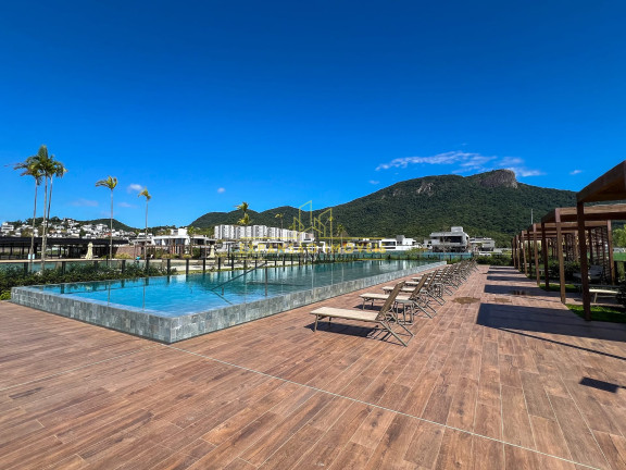 Imagem Casa com 3 Quartos à Venda, 241 m² em Pedra Branca - Palhoça