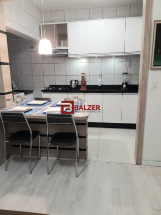 Imagem Apartamento com 3 Quartos à Venda, 76 m² em Centro - Florianópolis Imagem Apartamento com 3 Quartos à Venda, 76 m² em Centro - Florianópolis