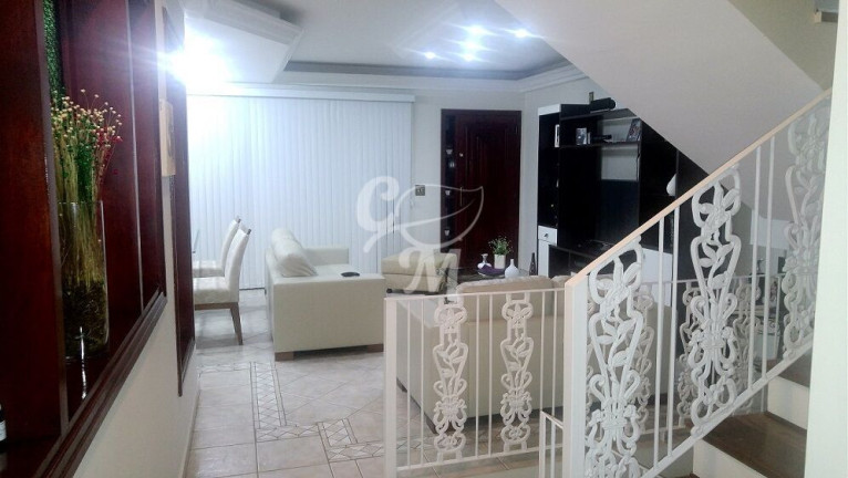 Imagem Casa com 4 Quartos à Venda, 267 m² em Vila Galvão - Jundiaí Imagem Casa com 4 Quartos à Venda, 267 m² em Vila Galvão - Jundiaí