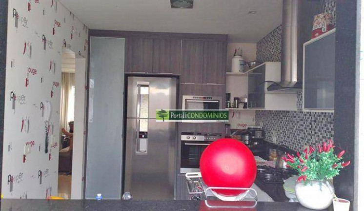 Imagem Casa com 3 Quartos à Venda, 180 m² em Barreirinha - Curitiba Imagem Casa com 3 Quartos à Venda, 180 m² em Barreirinha - Curitiba