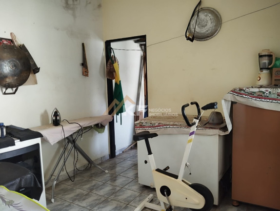 Imagem Casa com 5 Quartos à Venda, 178 m² em Ipiranga - Ribeirão Preto Imagem Casa com 5 Quartos à Venda, 178 m² em Ipiranga - Ribeirão Preto