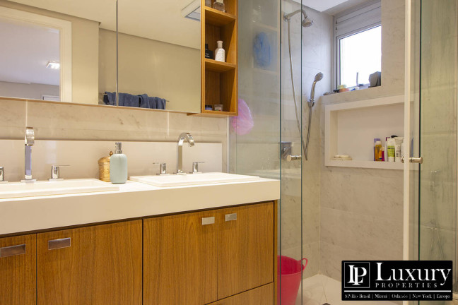 Imagem Apartamento com 3 Quartos à Venda, 158 m² em Moema - São Paulo Imagem Apartamento com 3 Quartos à Venda, 158 m² em Moema - São Paulo
