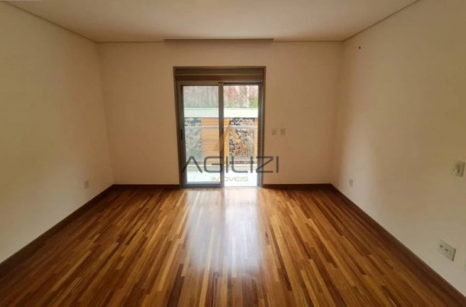 Imagem Casa com 4 Quartos à Venda, 520 m² em Alphaville Residencial Um - Barueri Imagem Casa com 4 Quartos à Venda, 520 m² em Alphaville Residencial Um - Barueri