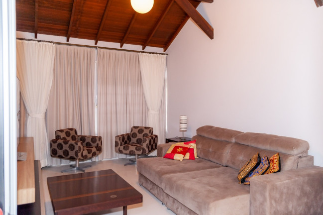 Imagem Casa com 5 Quartos à Venda, 300 m² em Estreito - Florianópolis